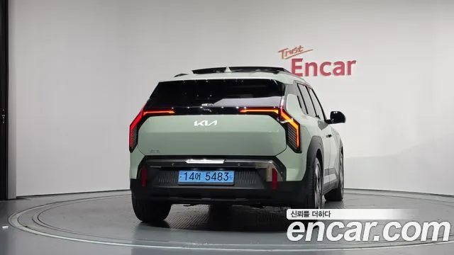 Kia EV3 — фото 2