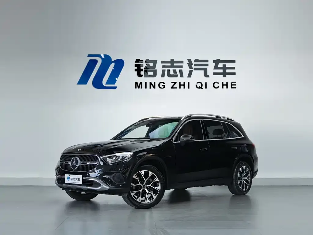 Mercedes-Benz GLC — фото 1