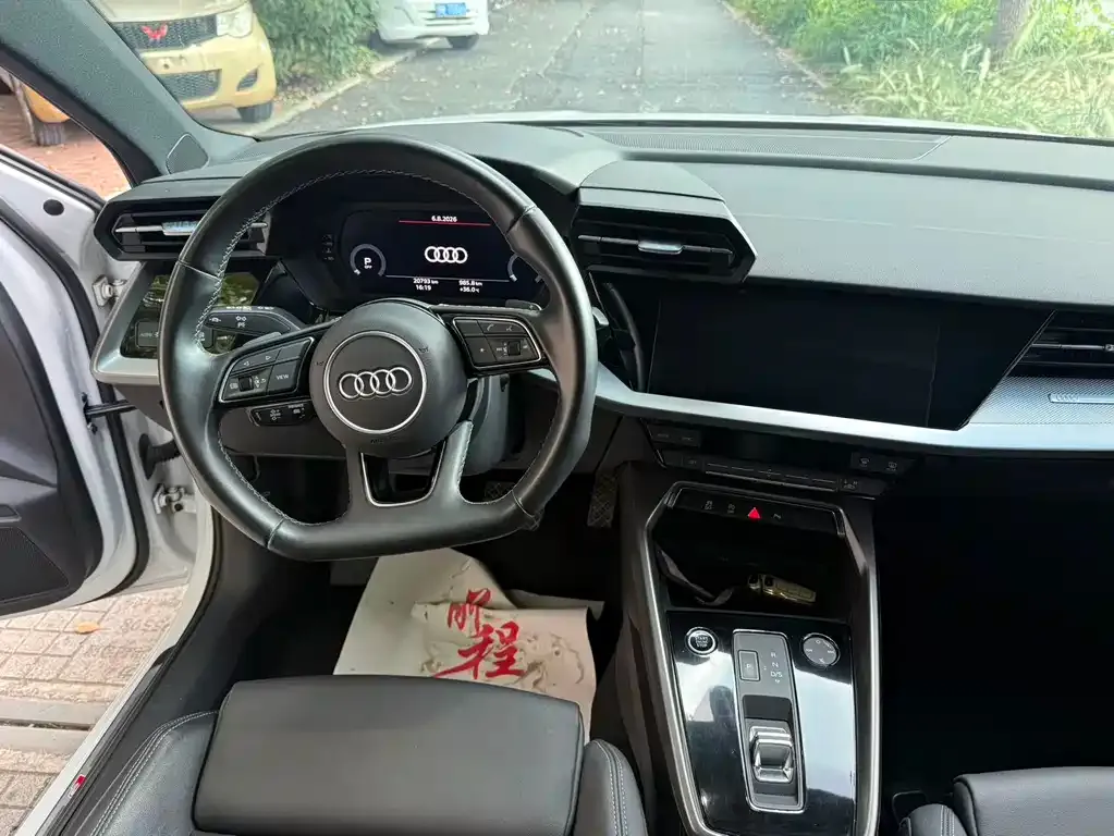 Audi A3 — фото 2