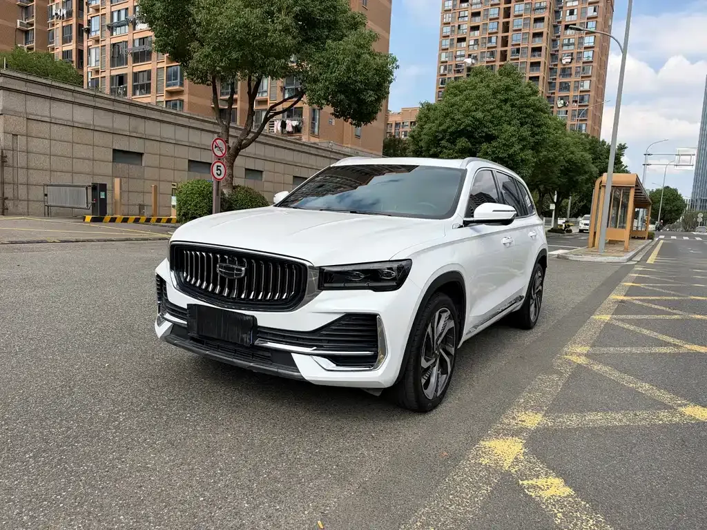 Geely Xingyue L — фото 1