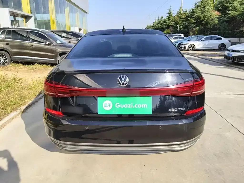 Volkswagen Passat — фото 4