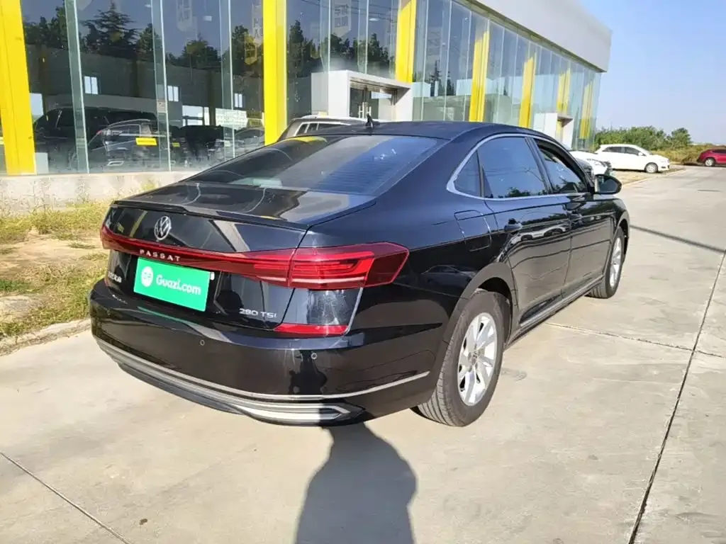 Volkswagen Passat — фото 3