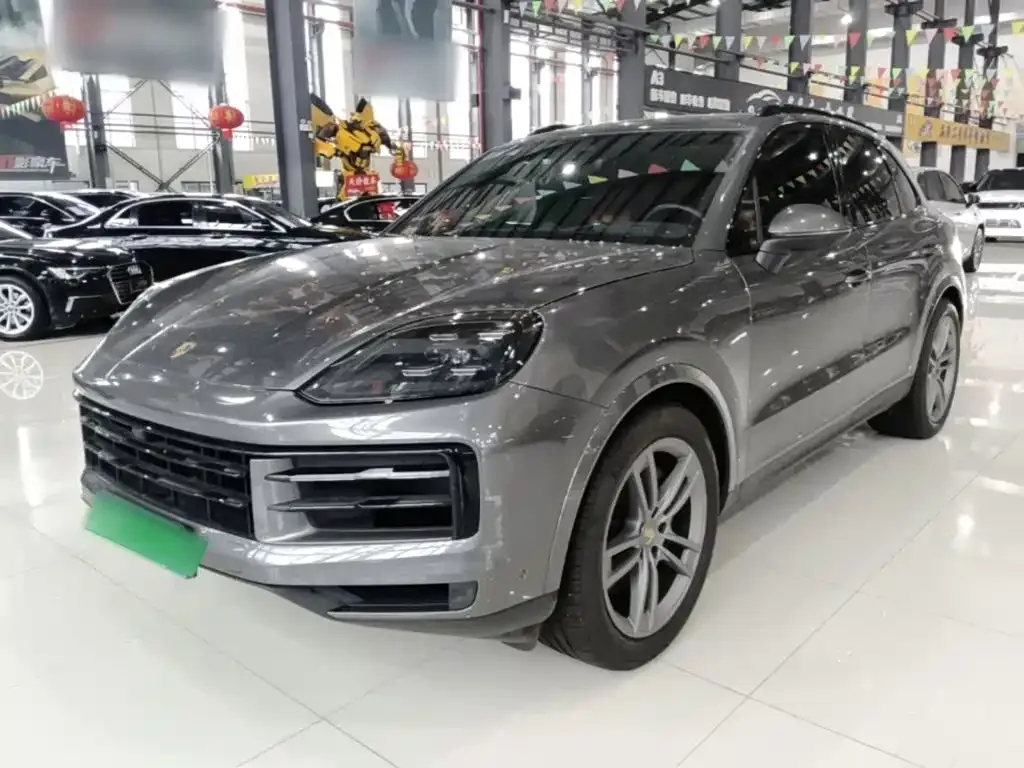 Porsche Cayenne — фото 1
