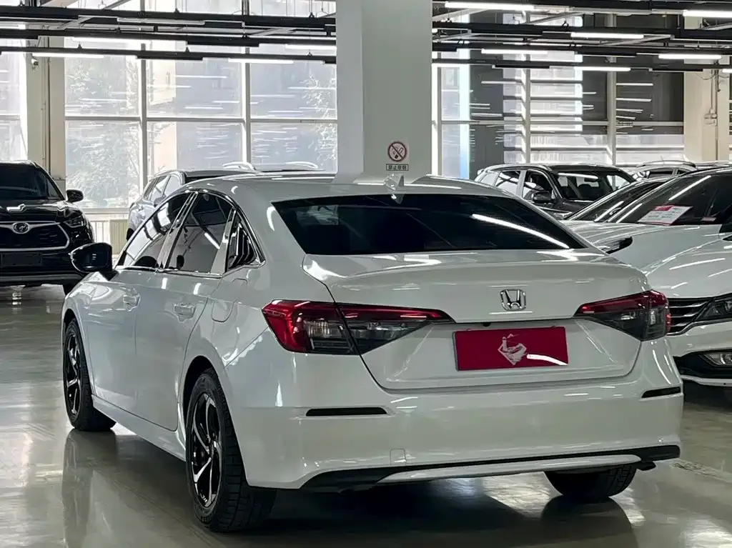 Honda Civic — фото 7