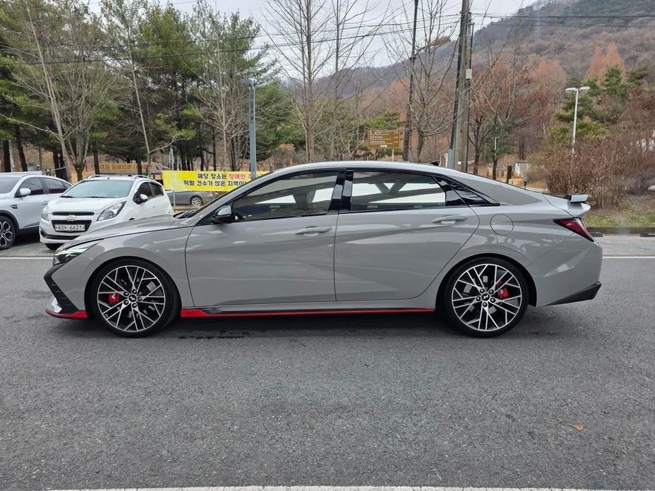 Hyundai AVANTE — фото 3