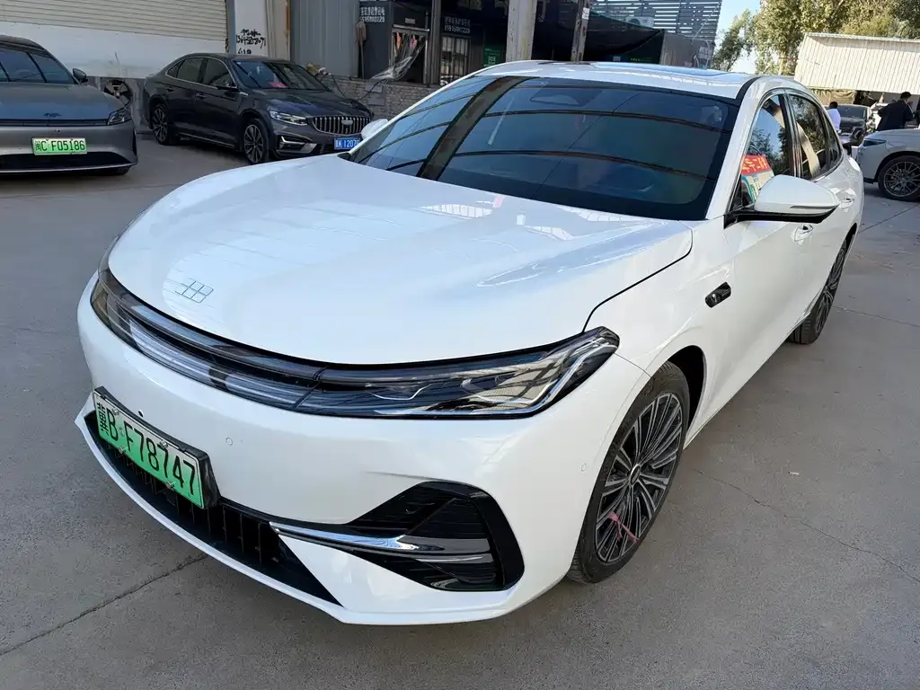 Geely Galaxy A7 EM — фото 1