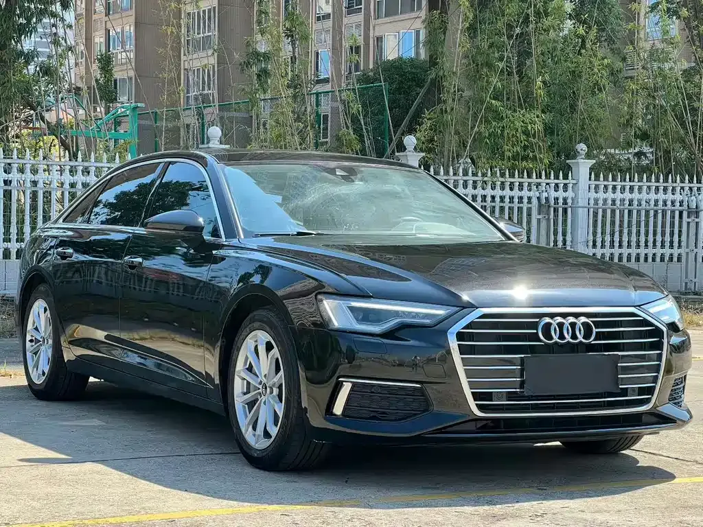 Audi A6L — фото 5