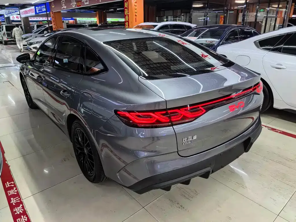 BYD Qin L — фото 7