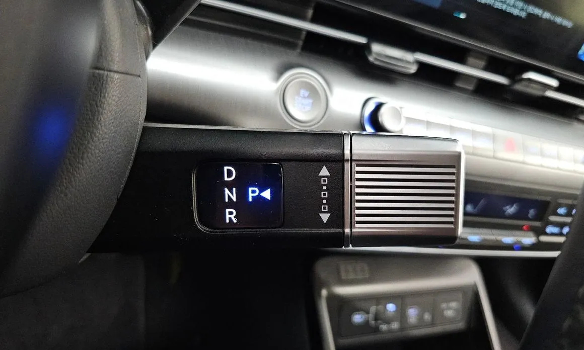 Hyundai Kona — фото 9