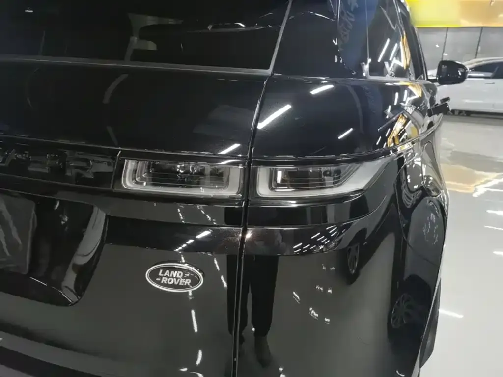 Land Rover Evoque — фото 6