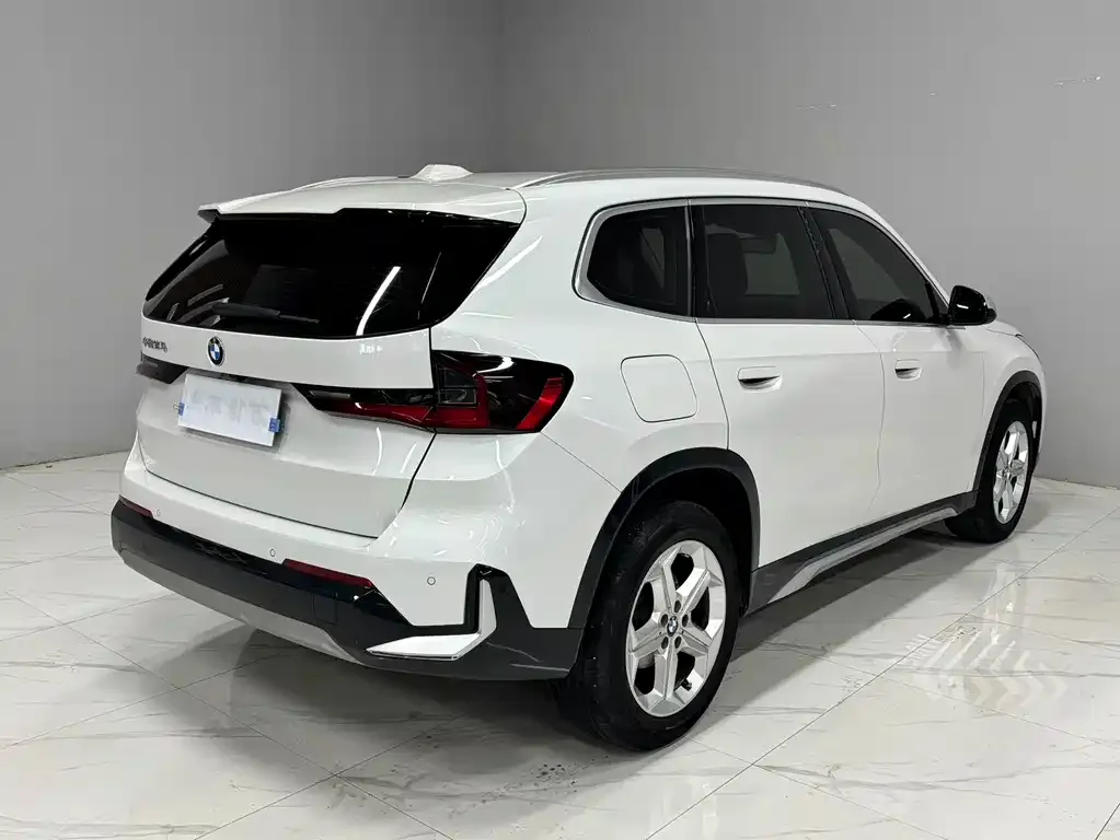 BMW X1 — фото 4