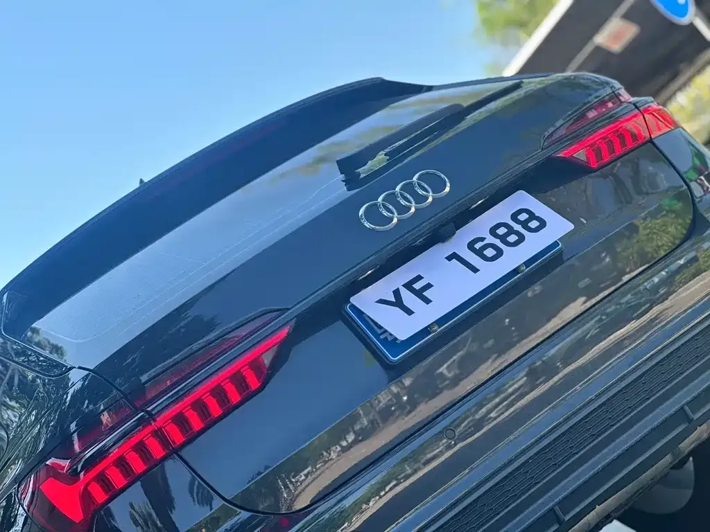 Audi A6 (Import) — фото 8