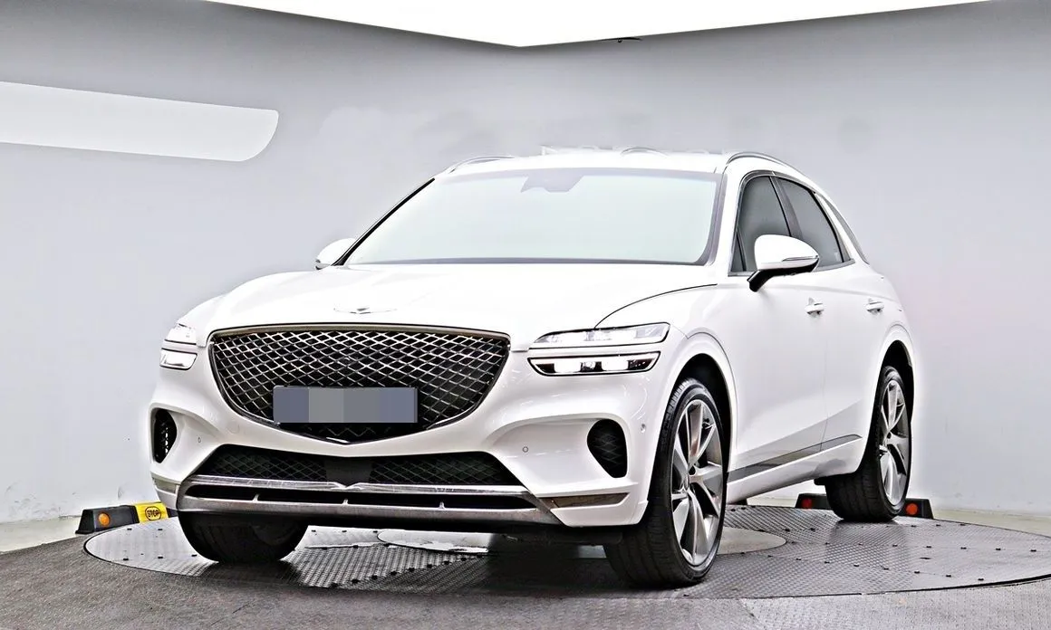 Genesis GV70 — фото 1