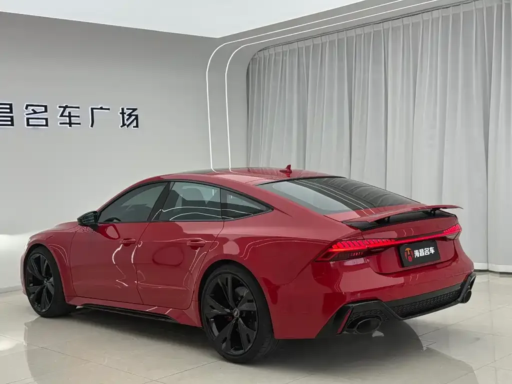 Audi RS 7 — фото 8