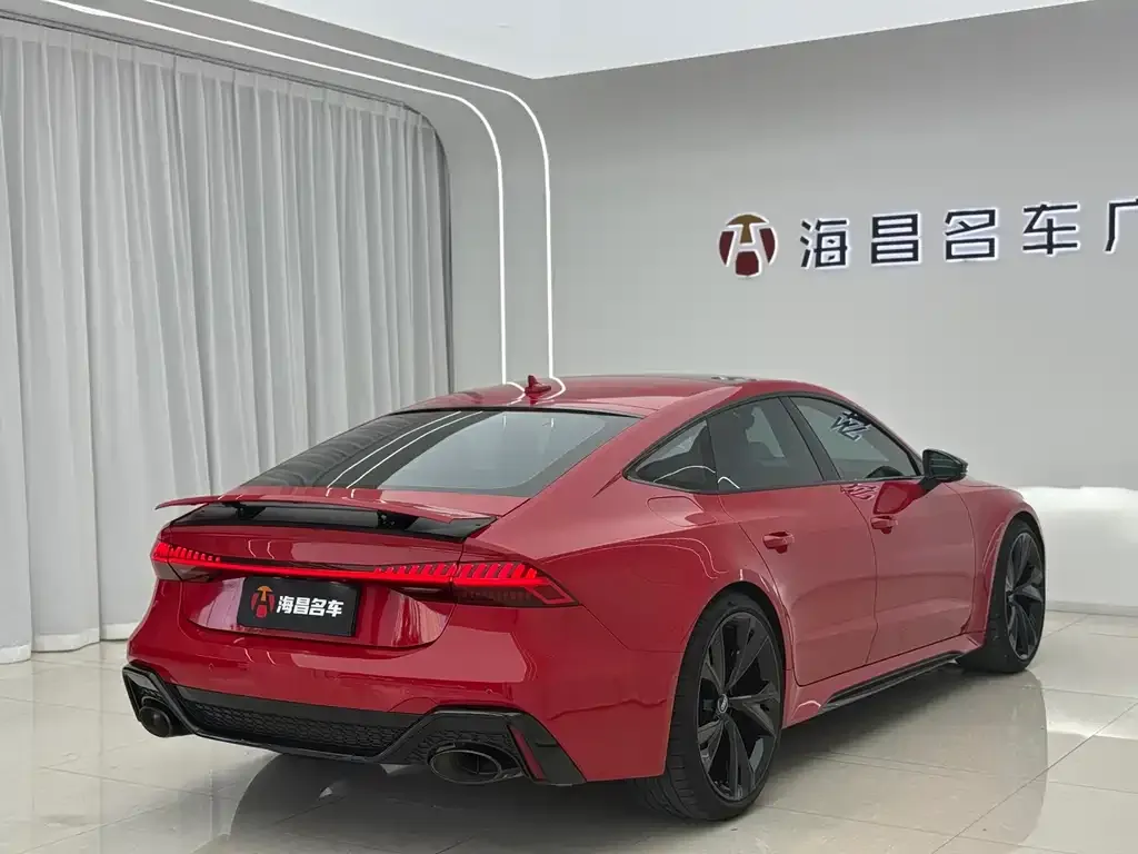 Audi RS 7 — фото 10