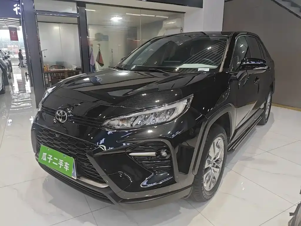 Toyota Wildlander — фото 1