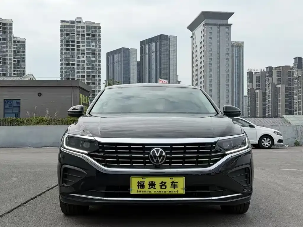 Volkswagen Passat — фото 6