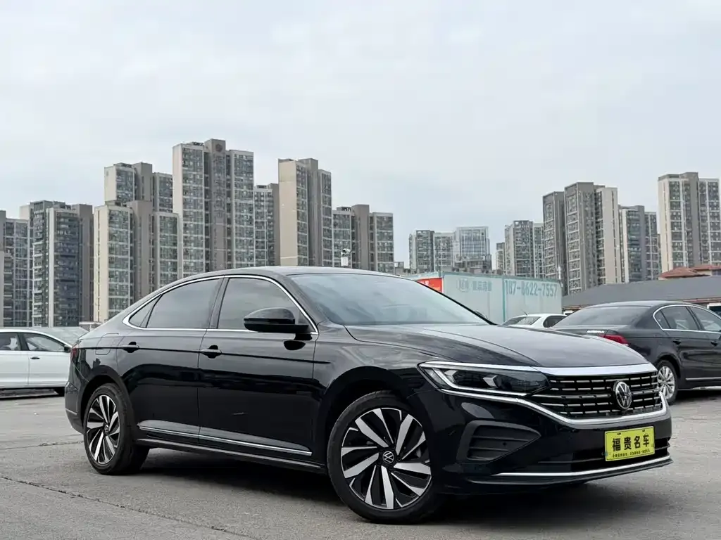 Volkswagen Passat — фото 2
