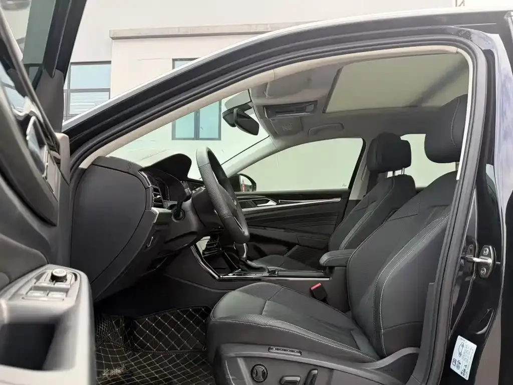 Volkswagen Passat — фото 9