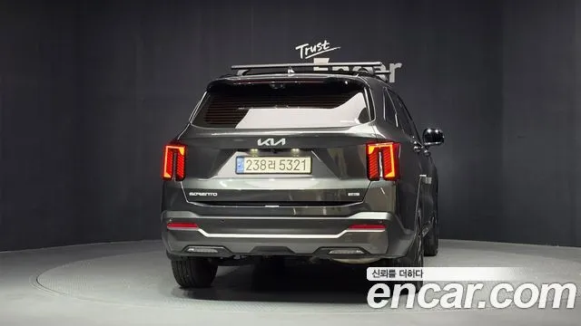 Kia Sorento — фото 3