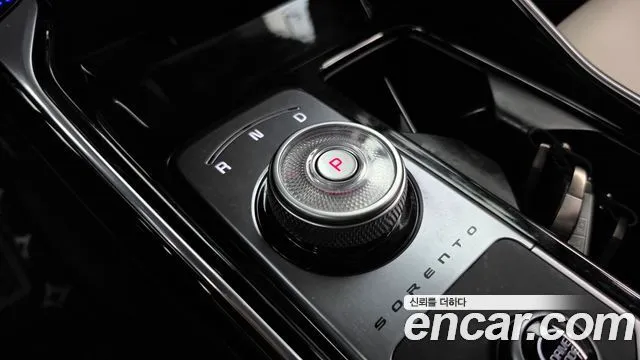 Kia Sorento — фото 9
