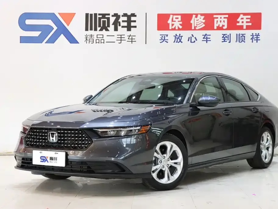 Honda Accord — фото 1