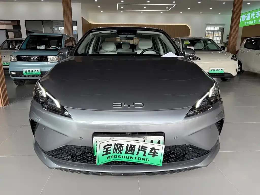 BYD Seal 05 DM-i — фото 3