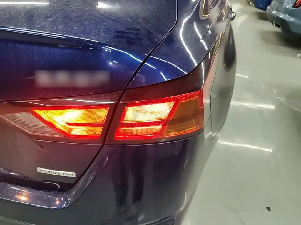 Nissan Teana — фото 10