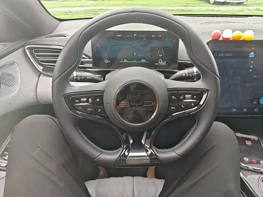 BYD Seal — фото 2