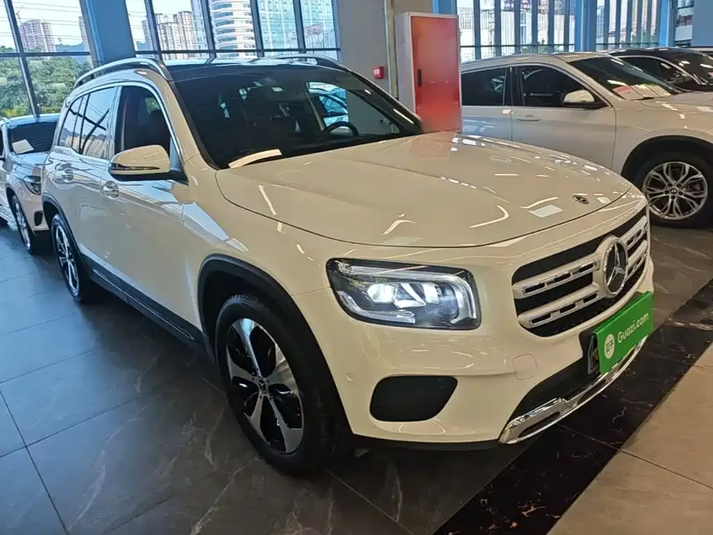 Mercedes-Benz GLB — фото 5