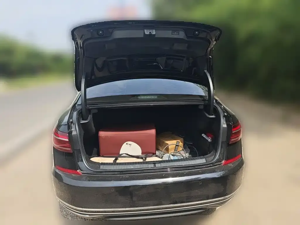 Volkswagen Passat — фото 4