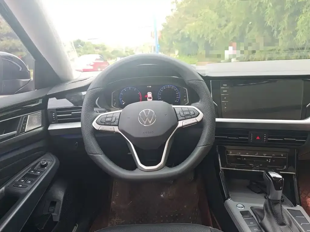 Volkswagen Passat — фото 9
