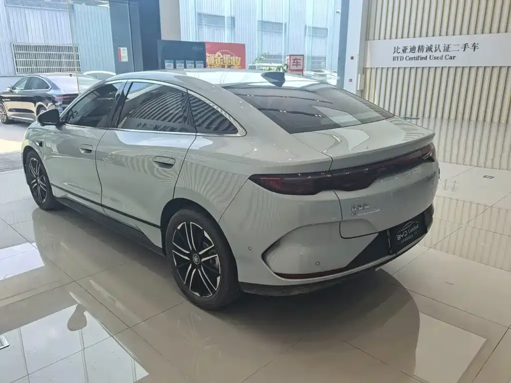 BYD Qin L — фото 5