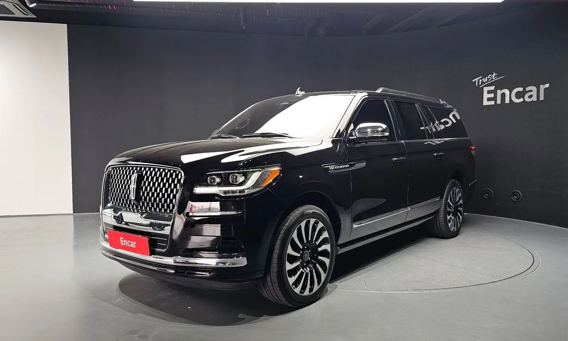 Lincoln Navigator — фото 1