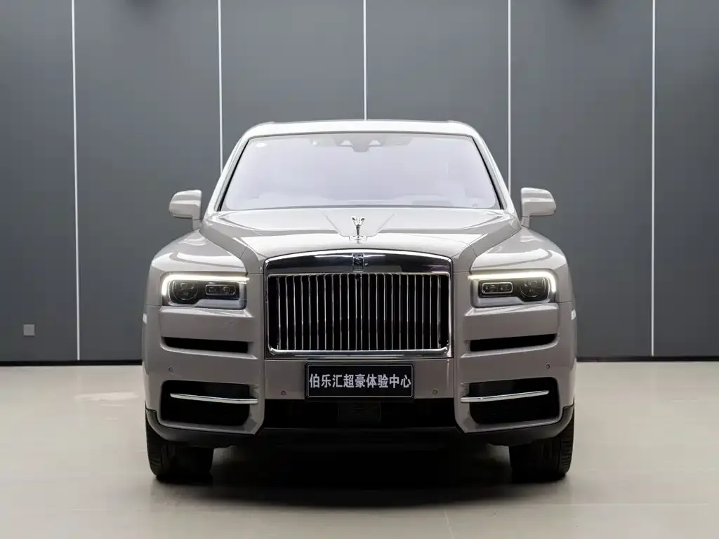 Rolls-Royce Cullinan — фото 6