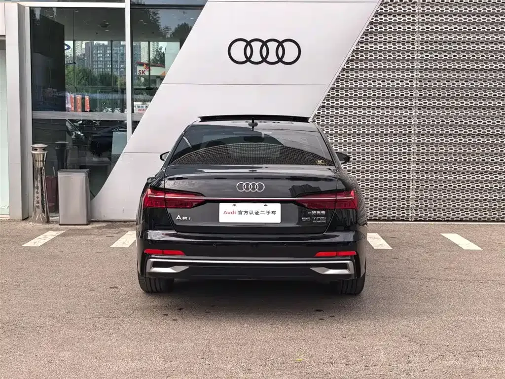 Audi A6L — фото 8