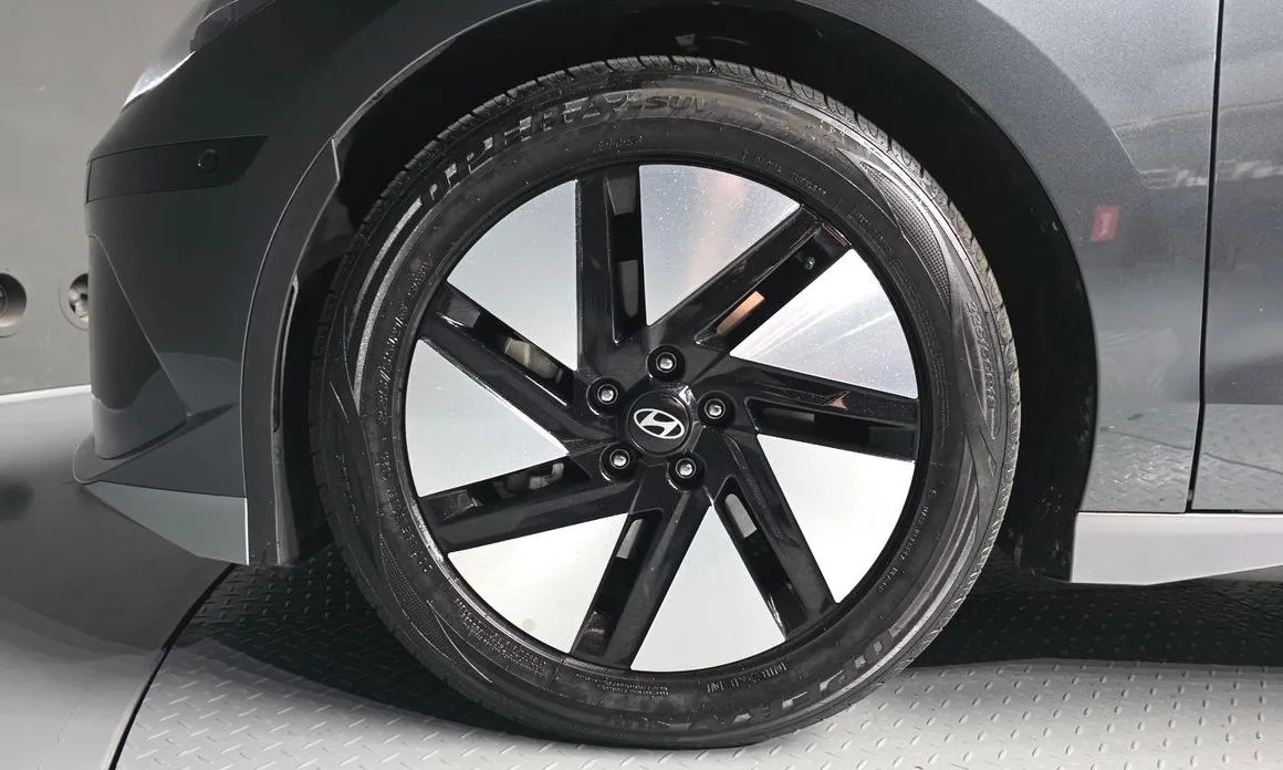 Hyundai Ioniq6 — фото 5