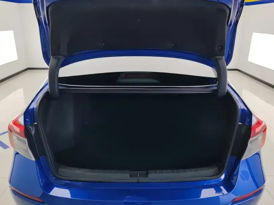 Honda Civic — фото 7