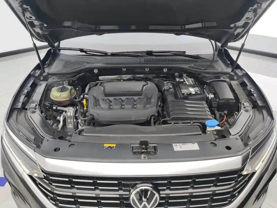 Volkswagen Passat — фото 7