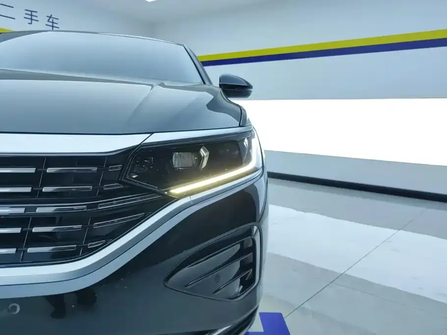 Volkswagen Passat — фото 5