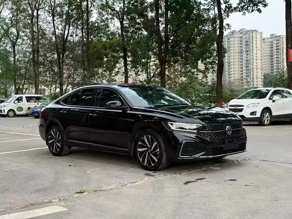Volkswagen Passat — фото 3