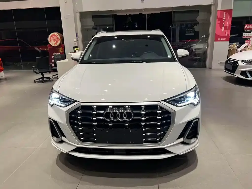 Audi Q3 — фото 3