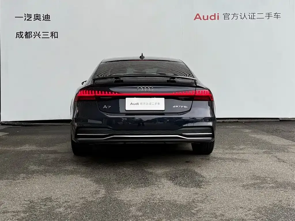 Audi A7 — фото 2