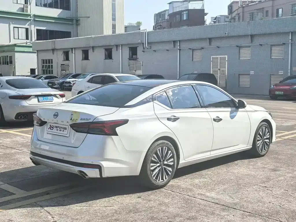 Nissan Teana — фото 6