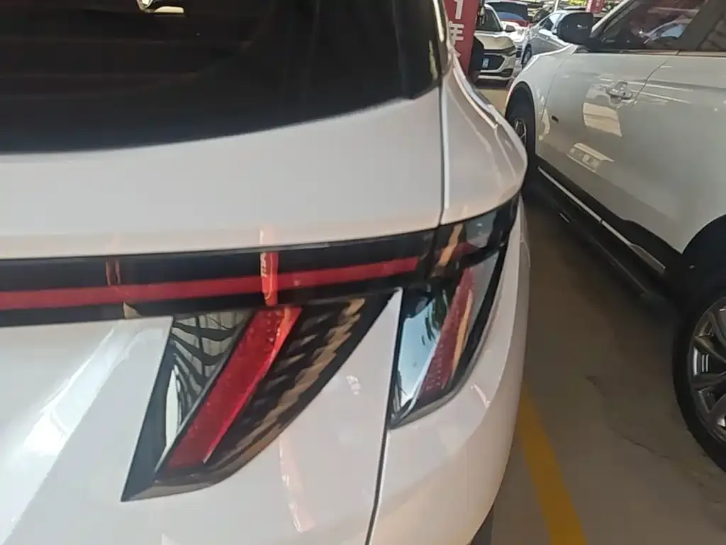 Hyundai Tucson — фото 4
