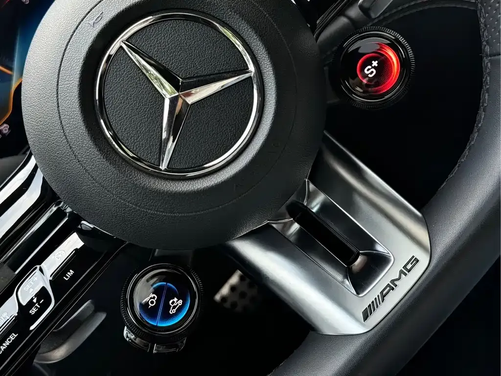 Mercedes-Benz AMG GT — фото 7