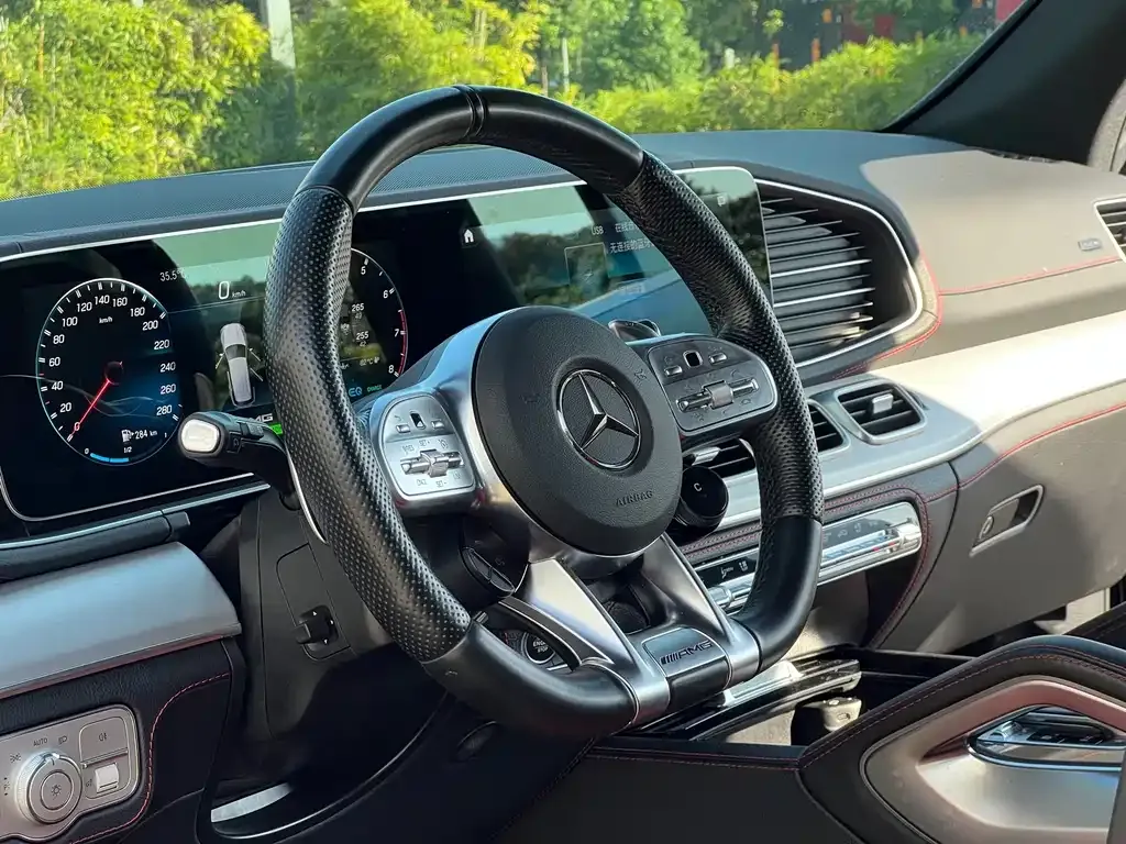 Mercedes-Benz GLE AMG — фото 8