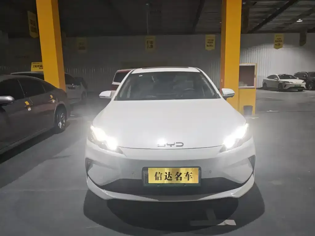BYD Seal 05 DM-i — фото 7