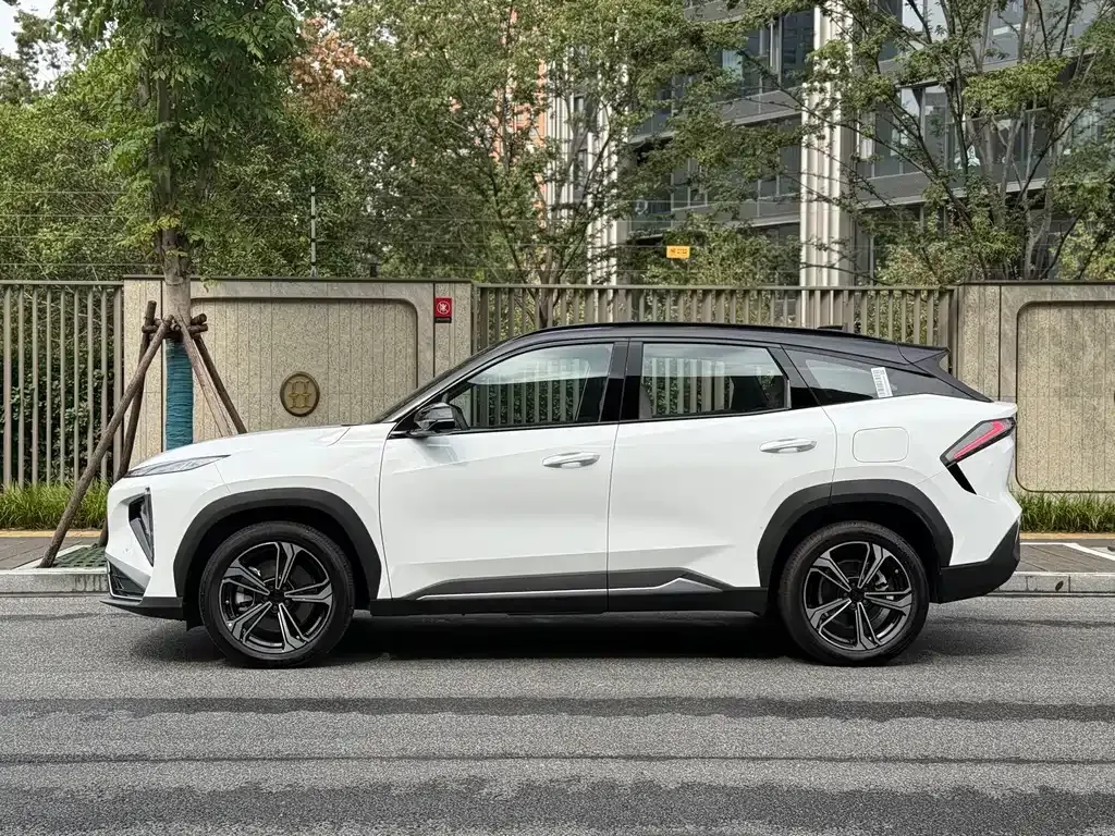 Geely Galaxy L7 — фото 10