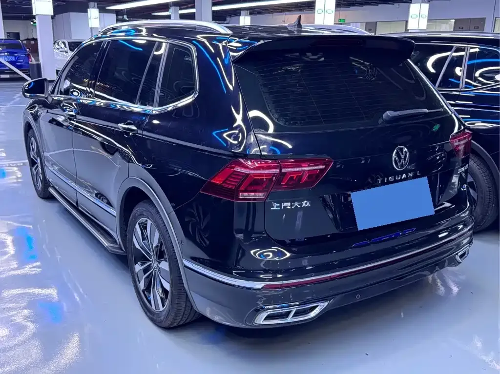 Volkswagen Tiguan L — фото 5